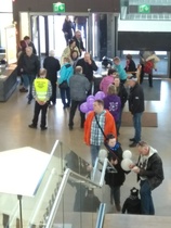 Ilmapallojen jakamista